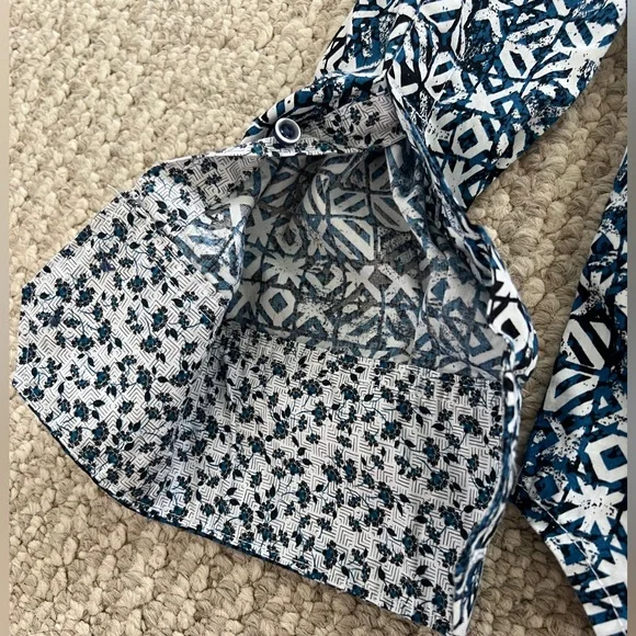 Robert Graham Men’s Small, Blu/wht, Pierson Geometric, Long Sleeve, Button down - Picture 4 of 9